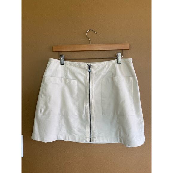 Urban Outfitters skirt Linen Blend Zip Front MIni with Pockets size large - Picture 1 of 8
